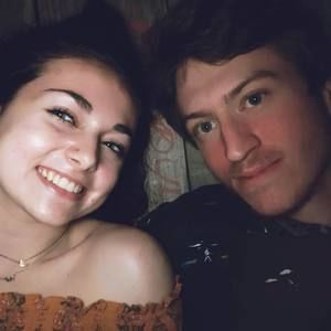 Meet your Posher, Dani